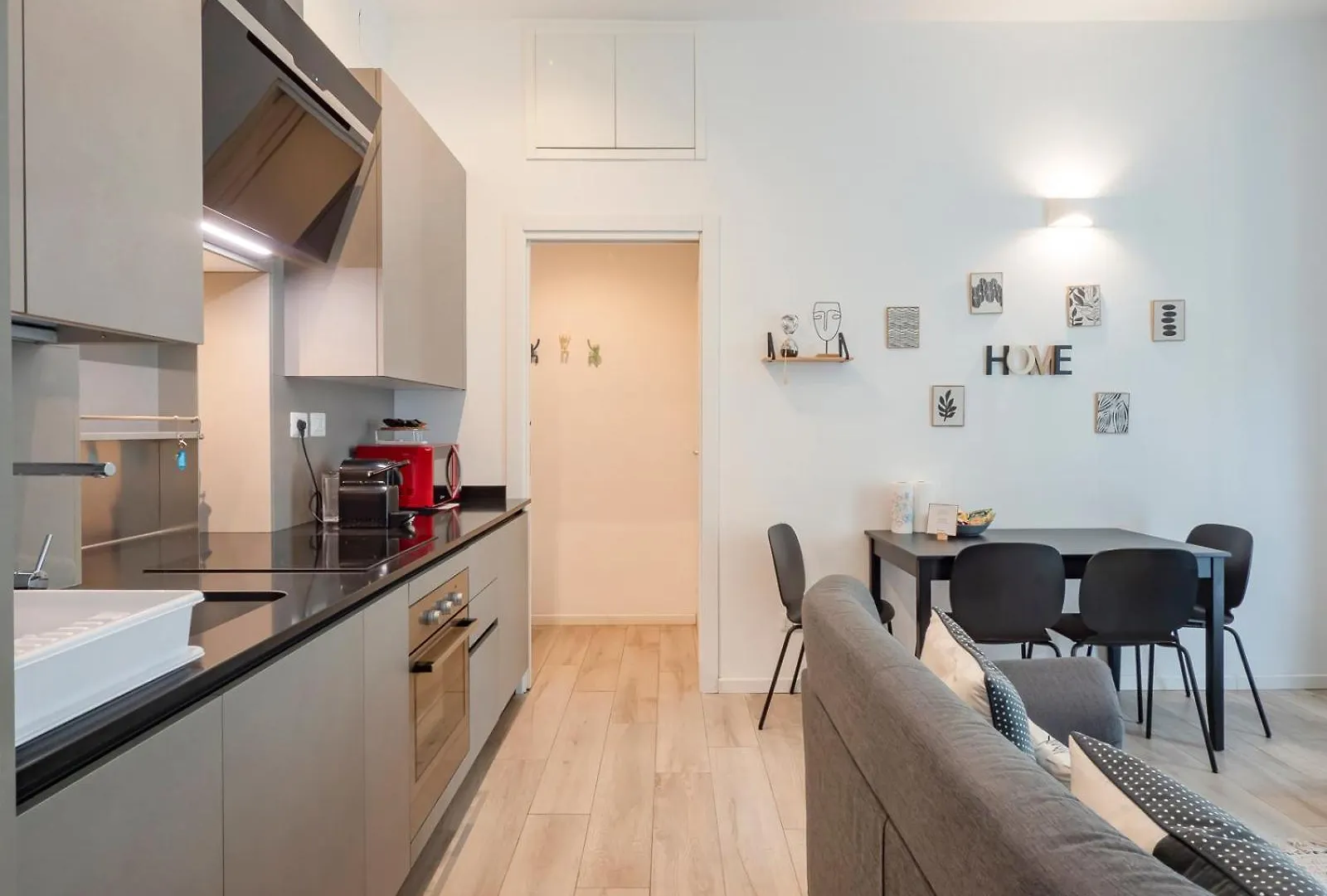Minimal Chic - 7Sundays Apartment Milan