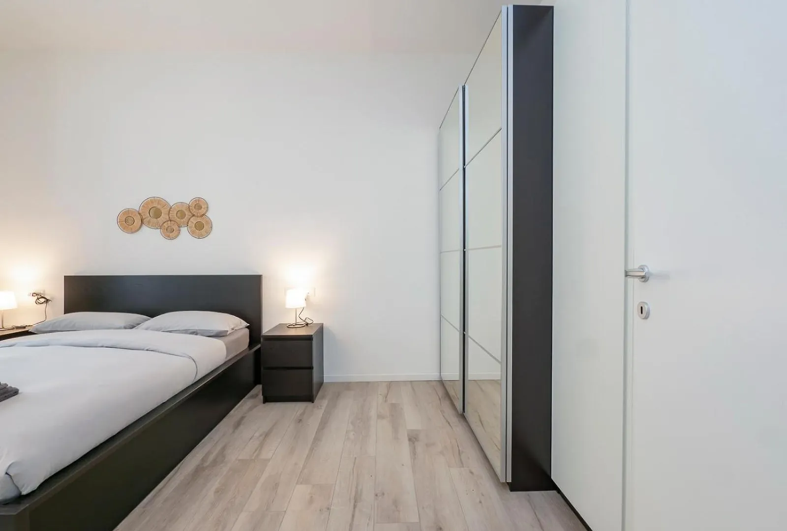 Minimal Chic - 7Sundays Apartment Milan Italy