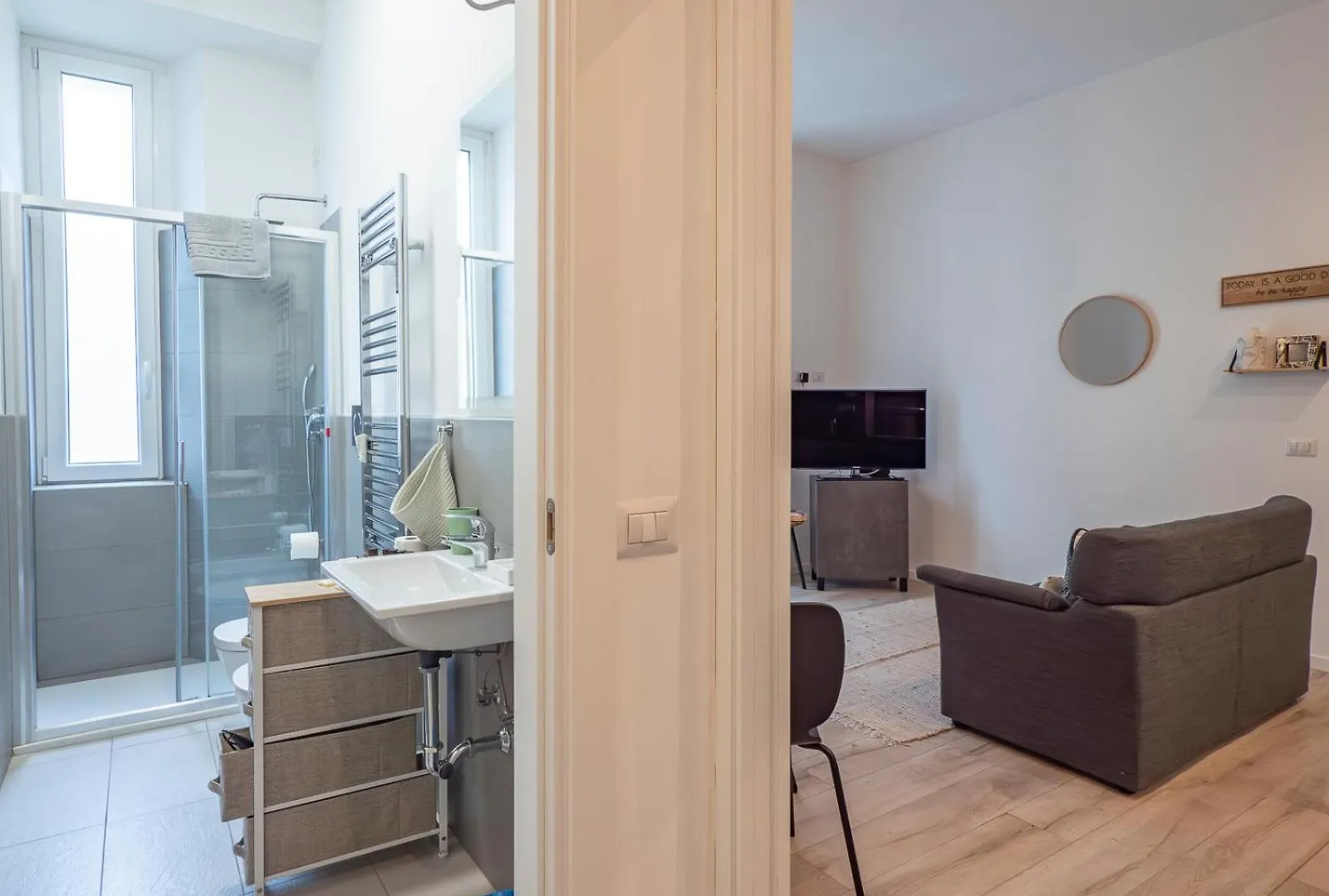 Minimal Chic - 7Sundays Apartment Milan 0*,
