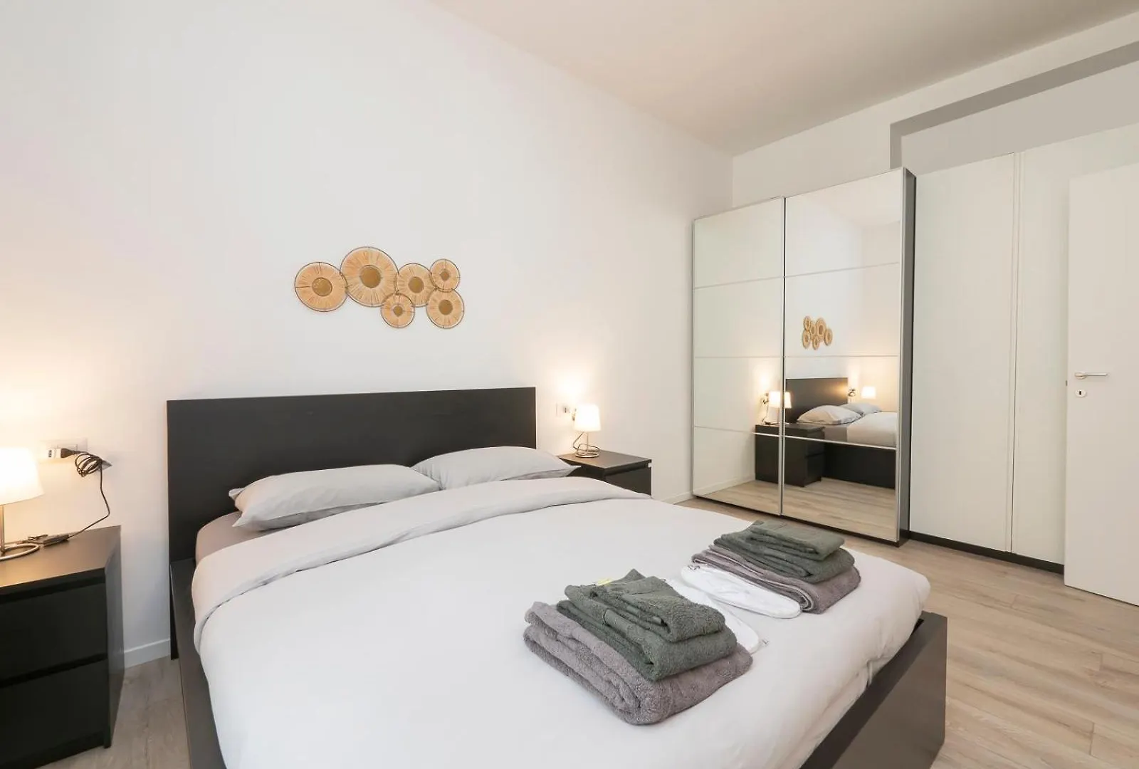 Minimal Chic - 7Sundays Apartment Milan